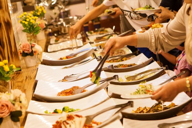 Enjoy Your Holiday but Don’t Go on Food Binges