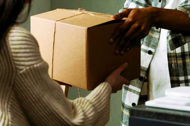 Living a Giving (Uncluttered) Life