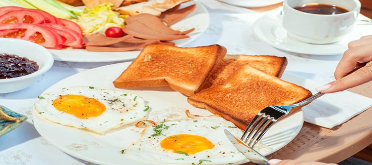 Skipping Meals: The Greatest Mistake in the War against Weight